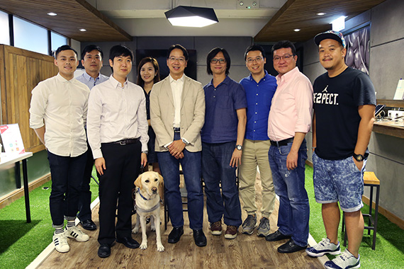 Charles Mok visits cherrypicks to understand local ICT companies