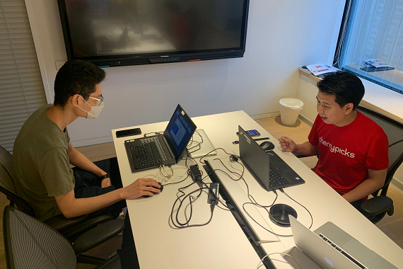 Donald and Felix holds several tech talk sessions to explain blockchain, NFT’s and give students a tour of the metaverse