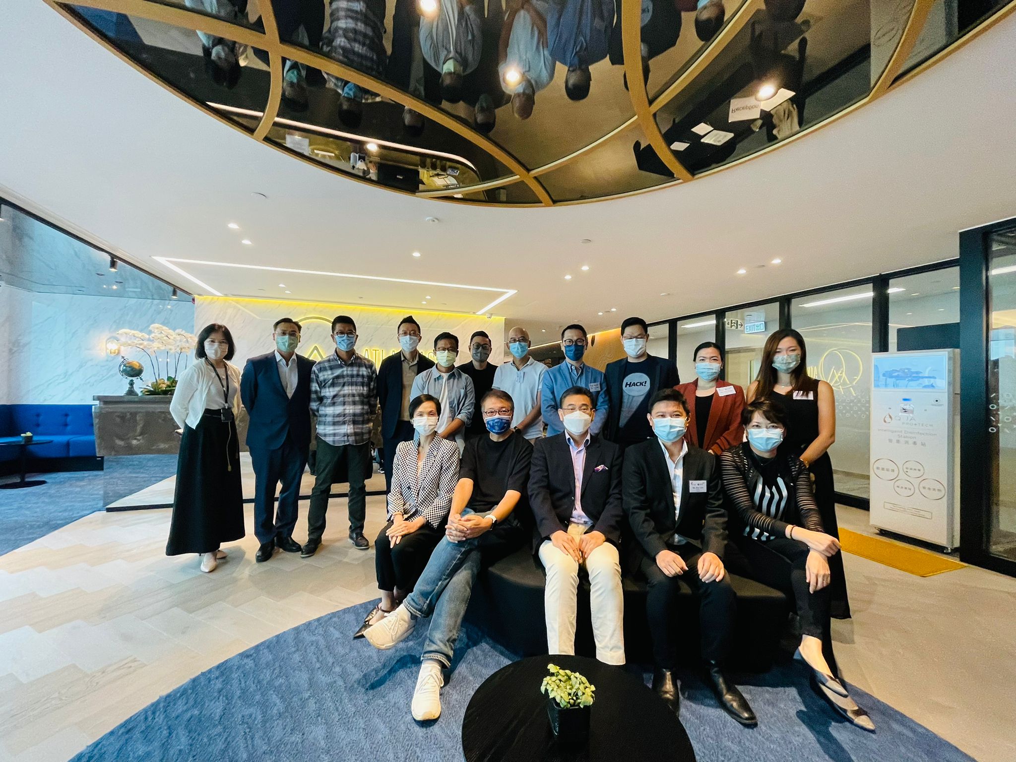 Jason serves on the judging panel for the Hong Kong ICT Awards 2021: ICT Startup Award